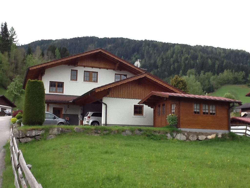 Ferienwohnung Gia Haus im Ennstal Exterior photo